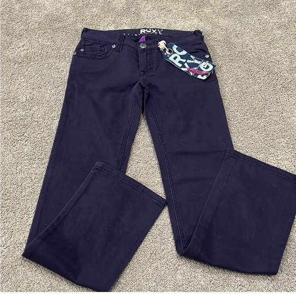 Roxy (junior)Jeans NWOT size 3 - Picture 1 of 2